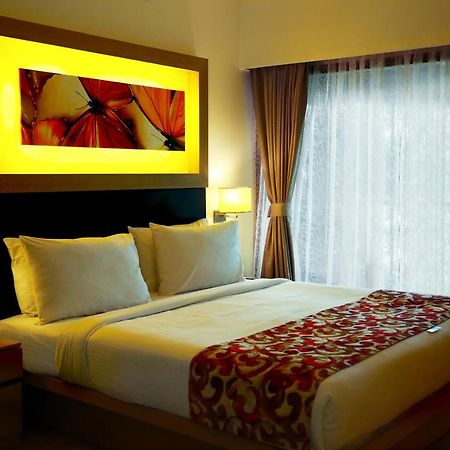 Hotel Poetree Thekkady Extérieur photo