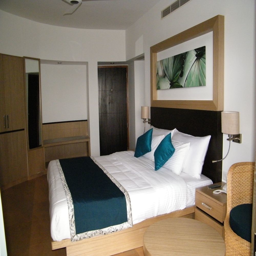 Hotel Poetree Thekkady Extérieur photo