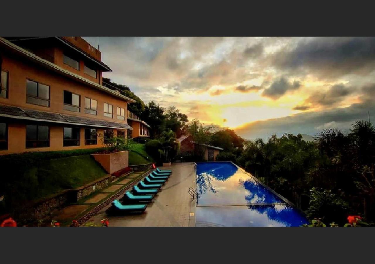 Hotel Poetree Thekkady Extérieur photo