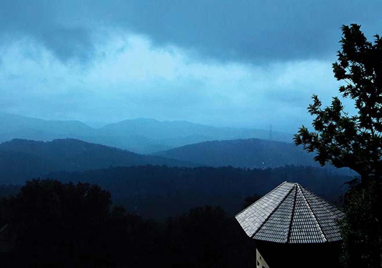 Hotel Poetree Thekkady Extérieur photo